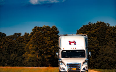 Navigating Roadside Emergencies: Tips For Truckers’ Safety